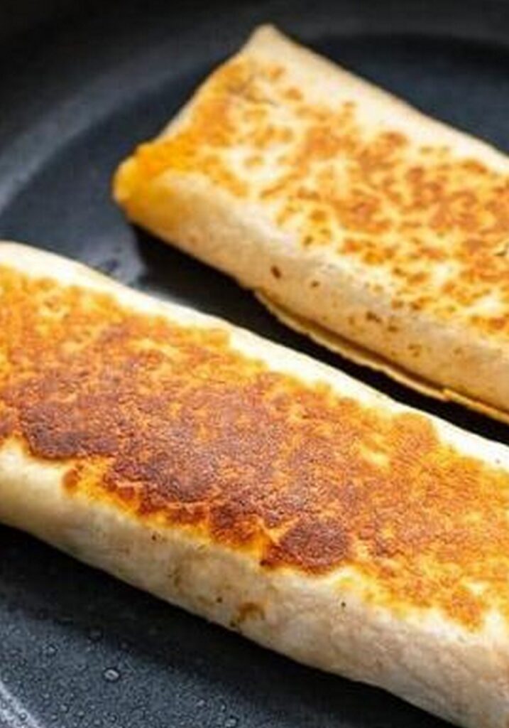 Cheesy Garlic Chicken Wraps
