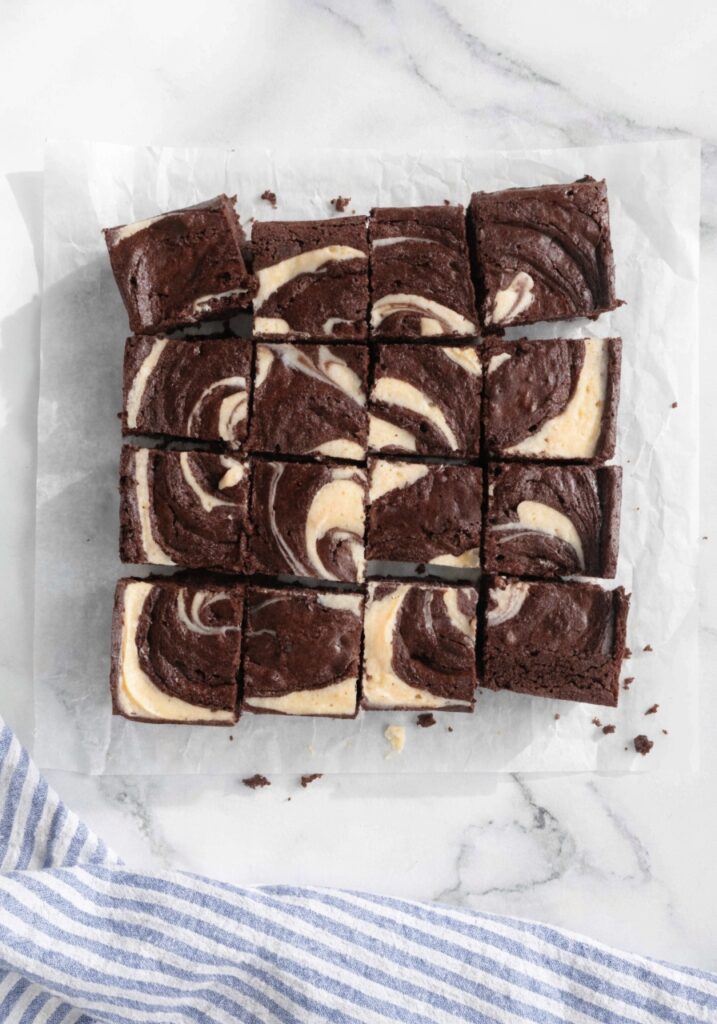 Creamy Cheesecake Brownies