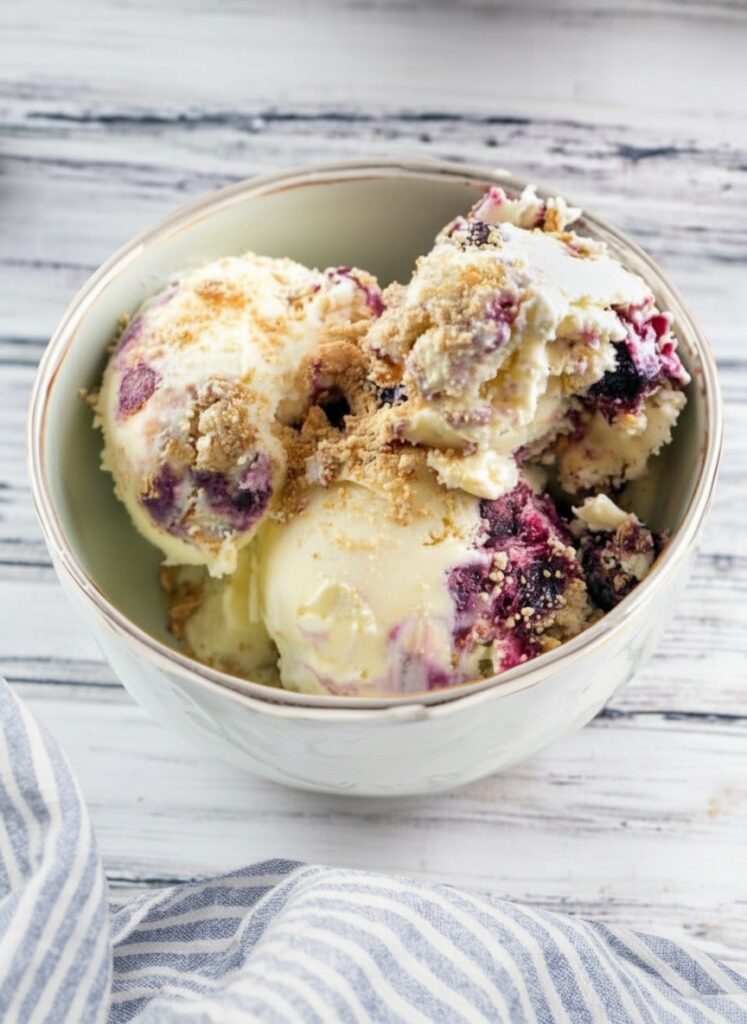 blueberry pie ice cream