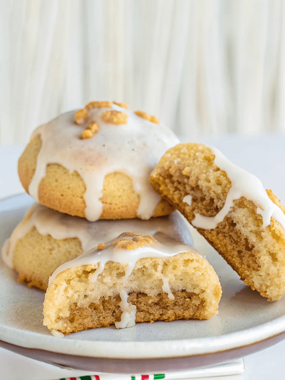 Italian Walnut Pillow Cookies