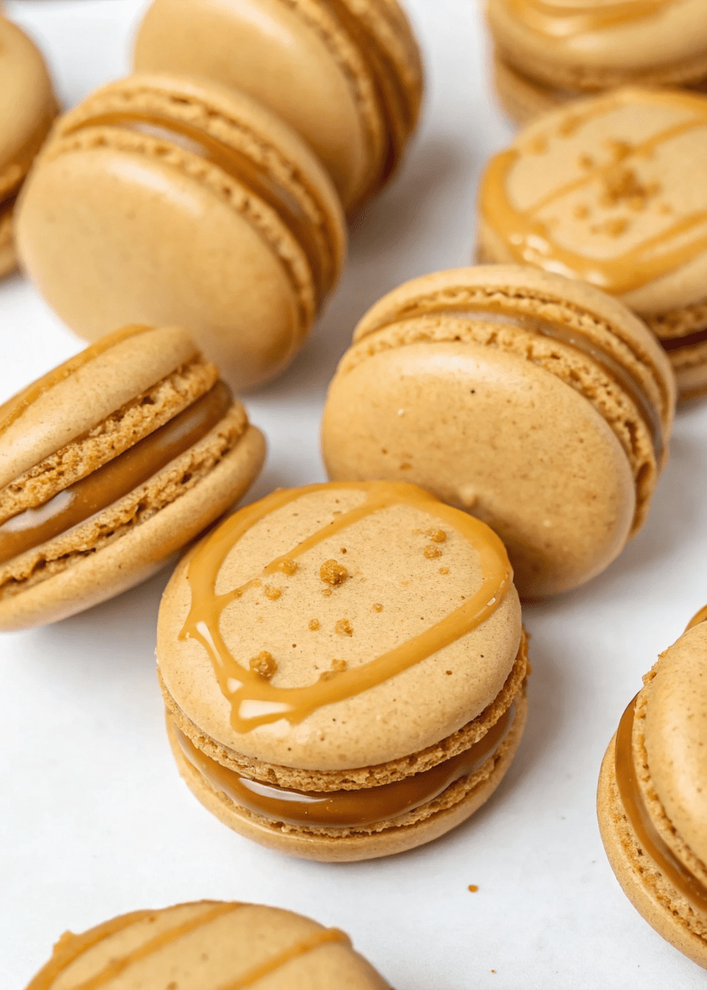 Biscoff Macarons