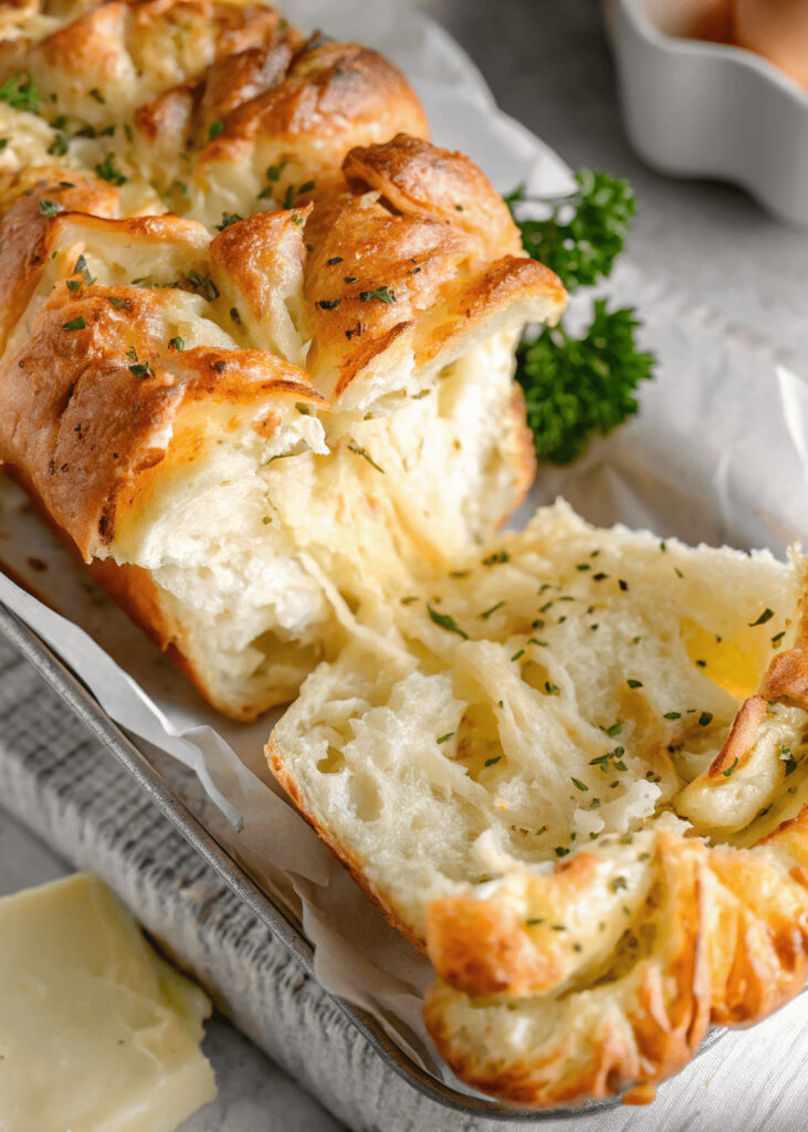 Cheesy Garlic Pull Apart Bread