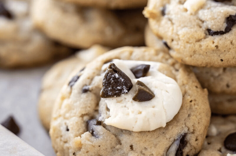 Cookies and Cream Cookies
