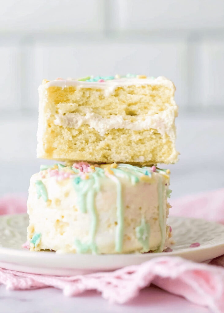 Mini Easter Egg Cakes