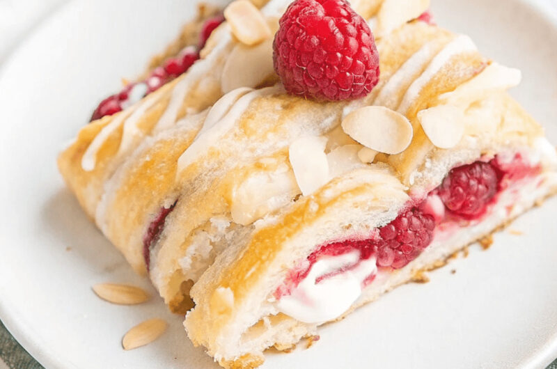 Raspberry Cream Cheese Crescent Ring