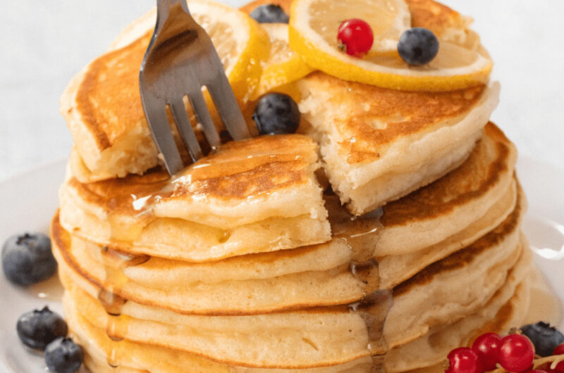 Easy Greek Yogurt Pancakes
